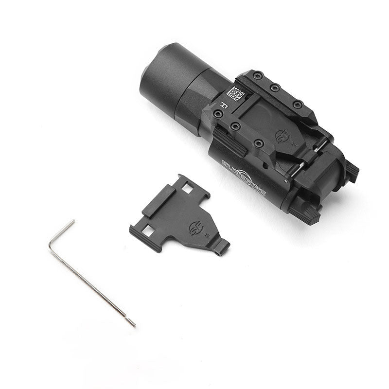 Linterna Táctica Surefire X300 – Iluminación Profesional y Rendimiento en Condiciones Extremas