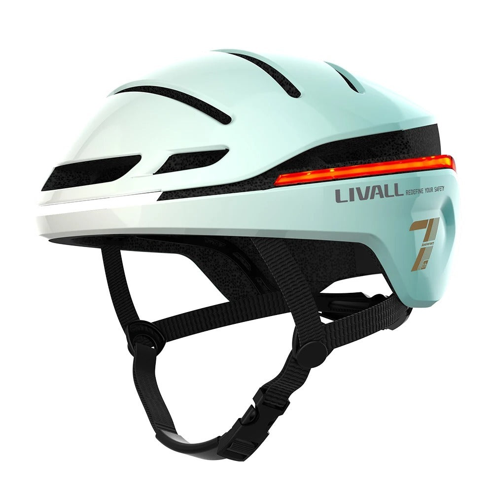 Casco Inteligente con Sensor de Caídas - SOS Automatico y Señal de Emergencia Vía App